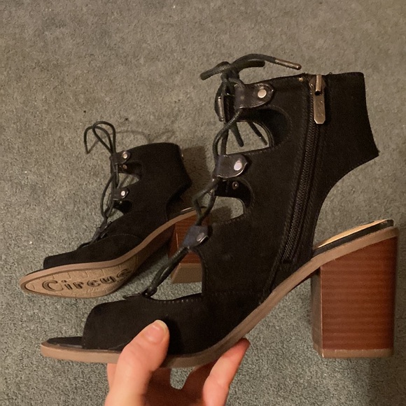 Like new Circus by Sam Edelman chunky heel sandals - Picture 6 of 6